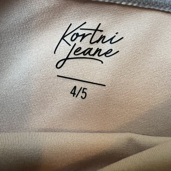 Kortni Jeane Kids NWT Gray And White Stripe Bikini Bottom - Picture 3 of 3